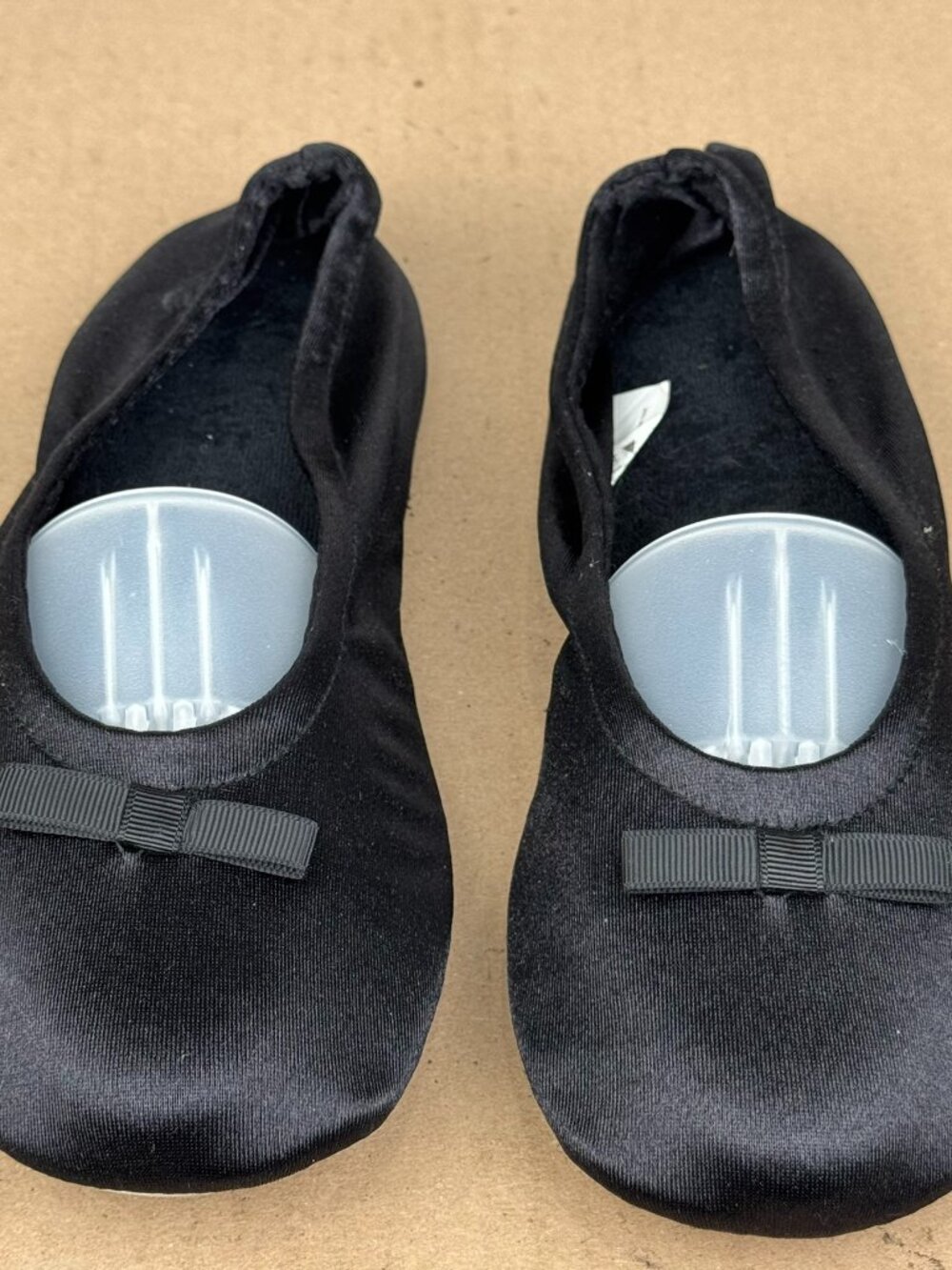 Isotoner Women's Satin Ballerina Slippers Black Bow Size 8-9 Washable